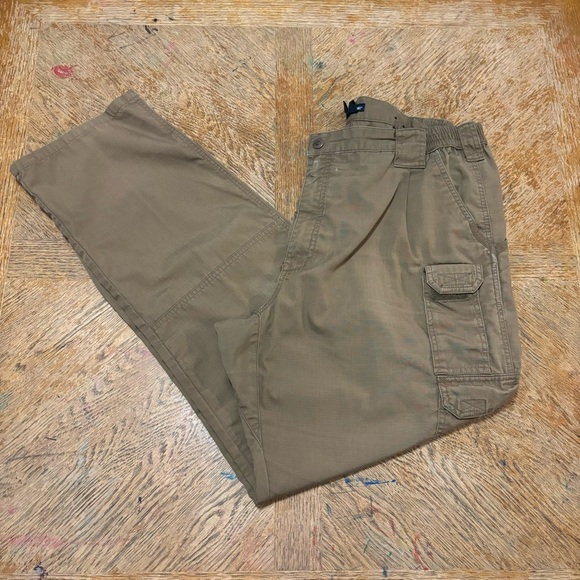 5.11 Tactical Pants Mens Khaki Work Cargo Utility Pants 40x34 Tan Cargo Pants. - Picture 1 of 8
